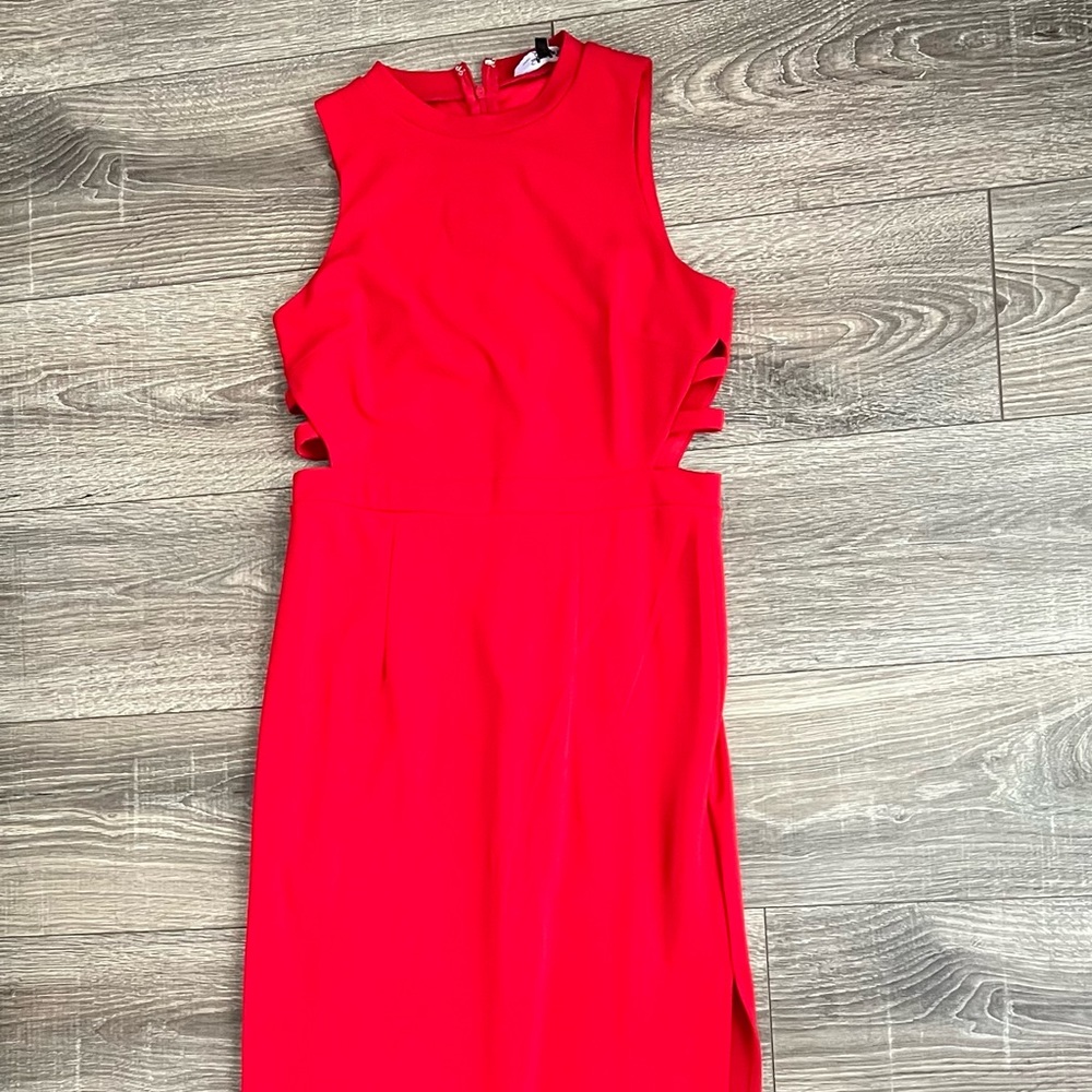 Lulu’s floor-length dress, size M